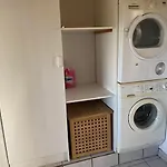Dejlig Gardhave 5 Sovevaerelser Nyaraló *