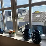 Dejlig Gardhave 5 Sovevaerelser 度假居 哈博尔