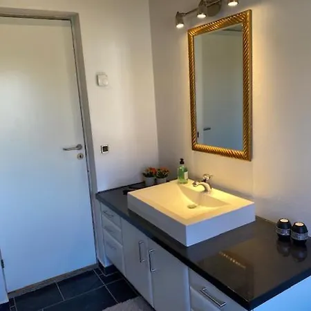 Dejlig Gardhave 5 Sovevaerelser * Harboør