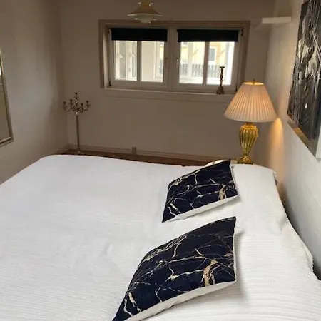 Dejlig Gårdhave 5 Soveværelser *