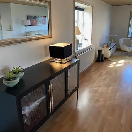 Feriehus Dejlig Gårdhave 5 Soveværelser *