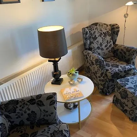 Dejlig Gårdhave 5 Soveværelser Feriehus Harboør