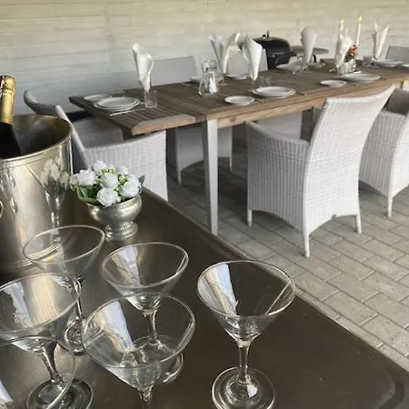 Dejlig Gårdhave 5 Soveværelser Harboør